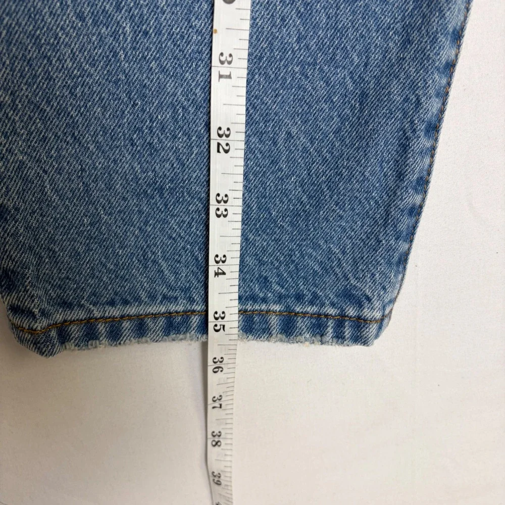 Levis 501 Original Cropped Jeans Womens 27 Medium Wash Blue Button Fly - Picture 2 of 11